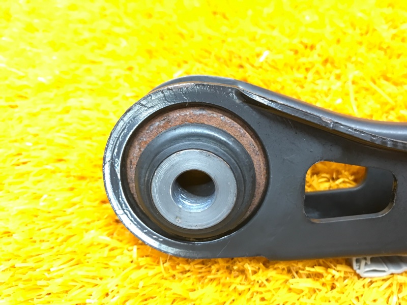 Рычаг подвески верхний, 1000 рублей, Красноярск