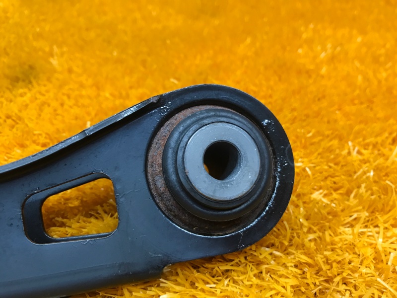 Рычаг подвески верхний, 1000 рублей, Красноярск