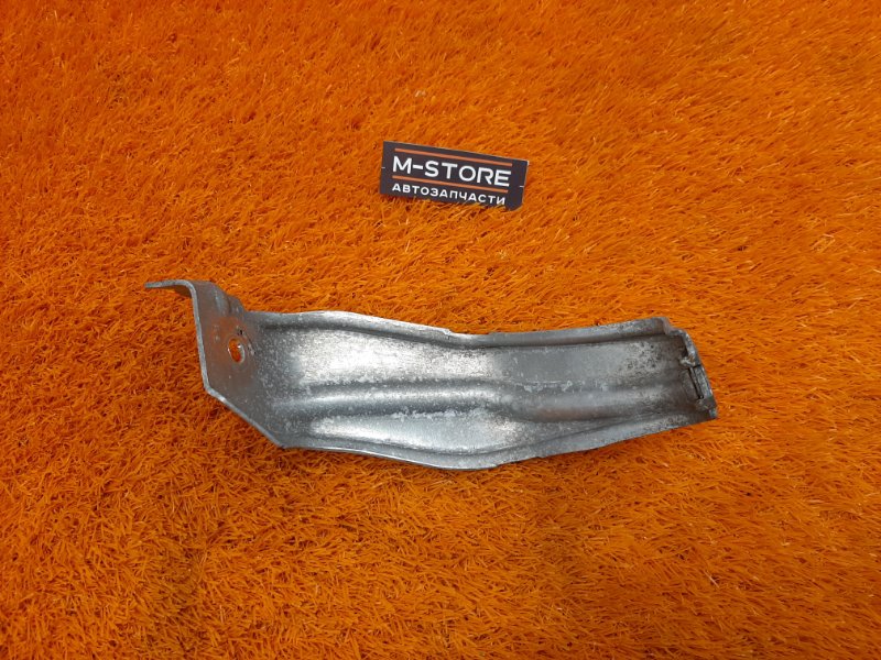 Кронштейн теплового экрана, 300 рублей, Красноярск