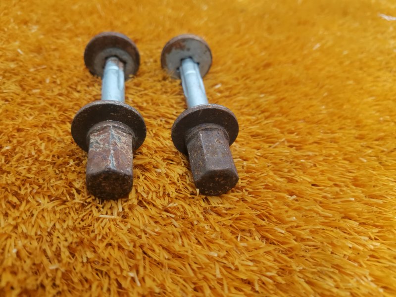 Болт развальный, 450 рублей, Красноярск