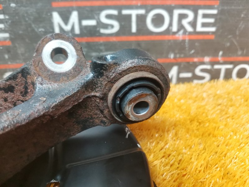 кулак поворотный, 1800 рублей, Красноярск