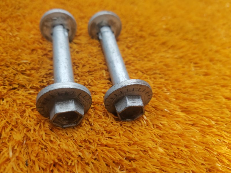 Болт развальный, 450 рублей, Красноярск