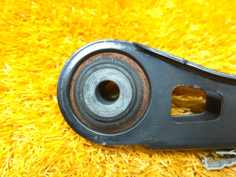 Рычаг подвески верхний, 1000 рублей, Красноярск