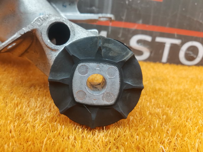 Балка поперечная (подрамник), 1690 рублей, Красноярск