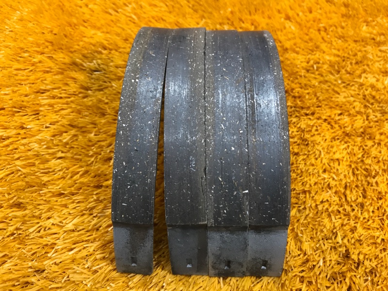 Колодки ручника, 1000 рублей, Красноярск