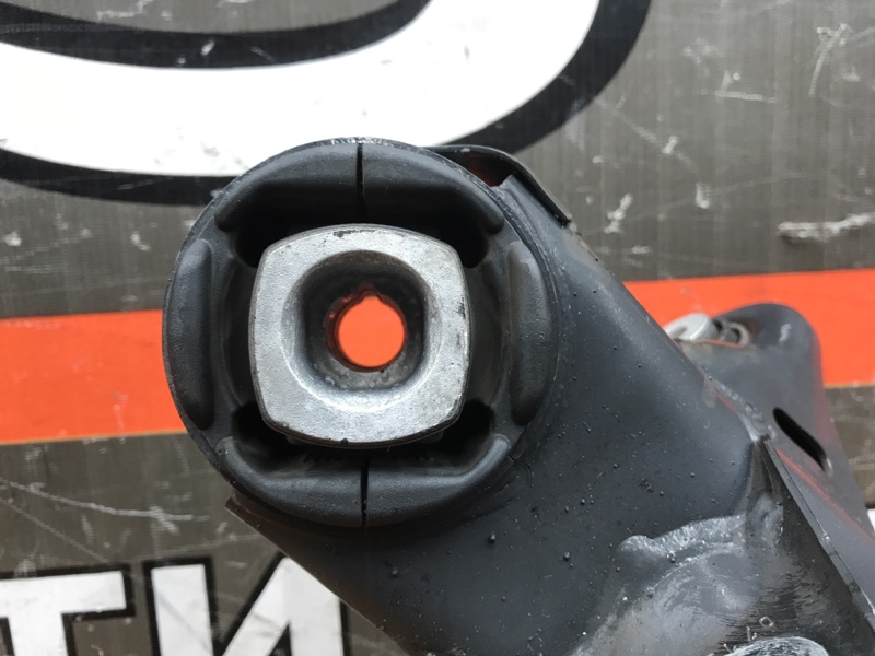 Балка поперечная (подрамник), 3000 рублей, Красноярск