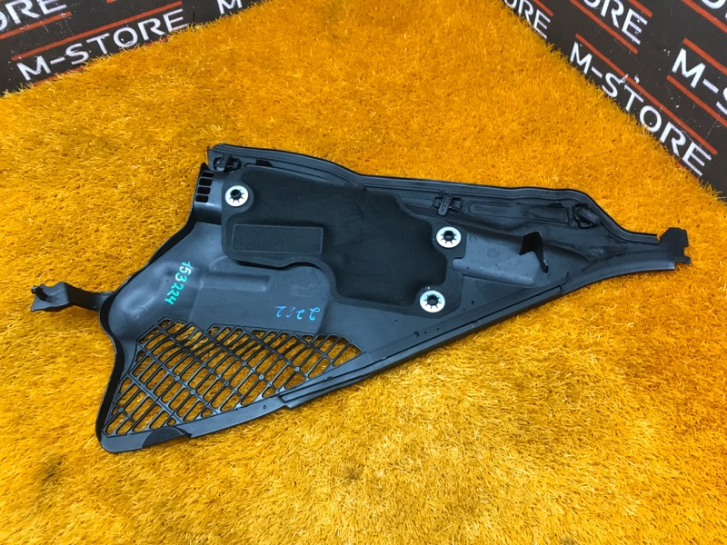 Водосток лобового стекла, 340 рублей, Красноярск