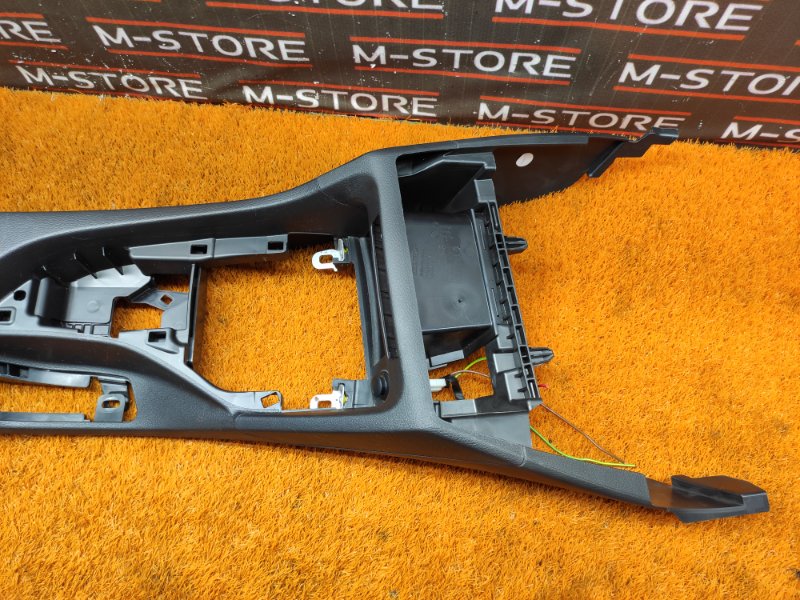 подлокотник, 4140 рублей, Красноярск