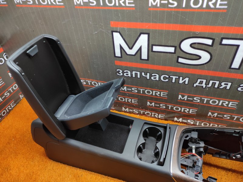 подлокотник, 4840 рублей, Красноярск