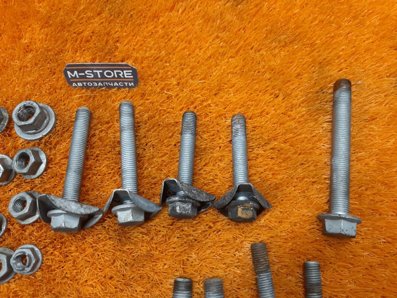 Болты и гайки задней подвески, 630 рублей, Красноярск