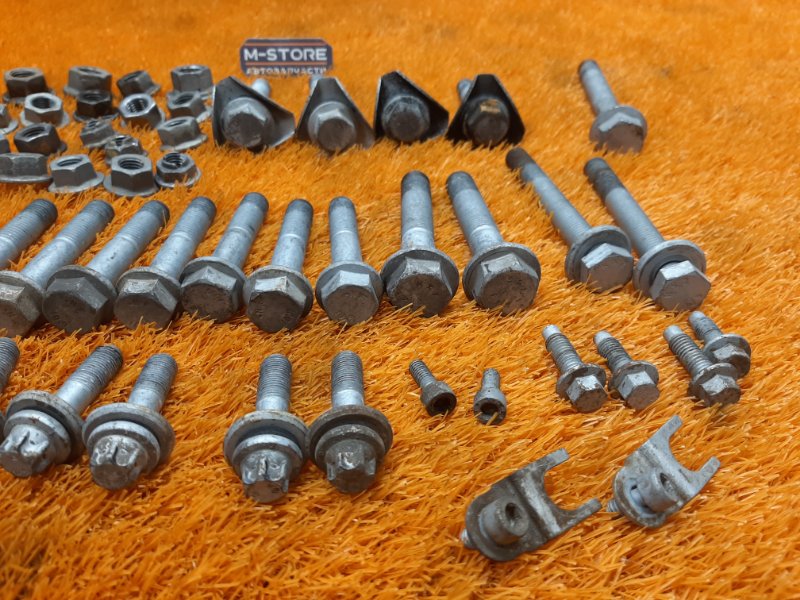 Болты и гайки задней подвески, 630 рублей, Красноярск