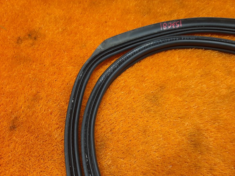 Уплотнитель багажника, 930 рублей, Красноярск