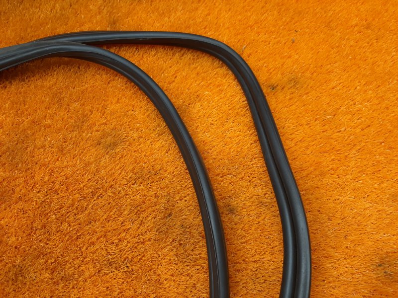 Уплотнитель двери багажника, 930 рублей, Красноярск