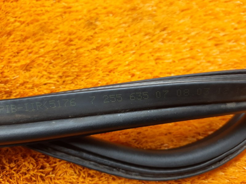 Уплотнитель двери багажника, 930 рублей, Красноярск