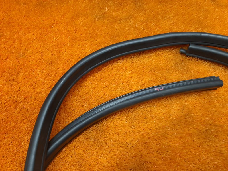 уплотнитель двери, 930 рублей, Красноярск