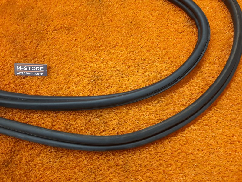 Уплотнитель двери багажника, 810 рублей, Красноярск