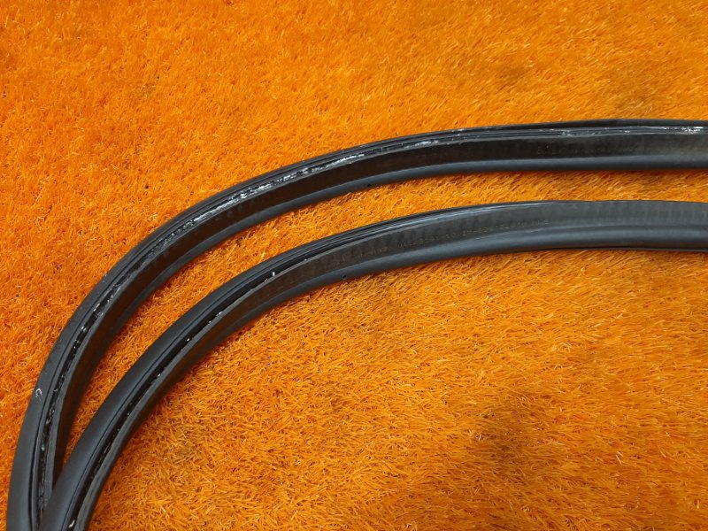 Уплотнитель двери багажника, 810 рублей, Красноярск