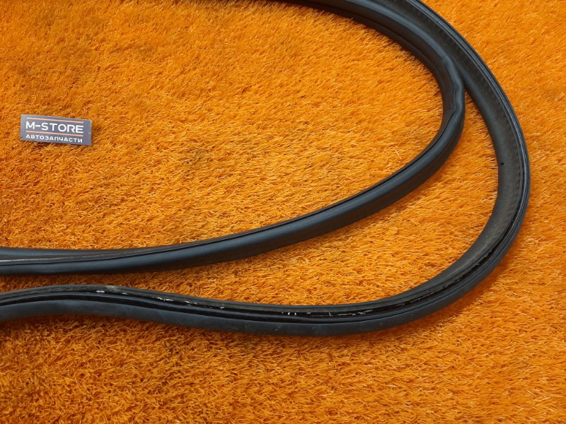 Уплотнитель двери багажника, 810 рублей, Красноярск