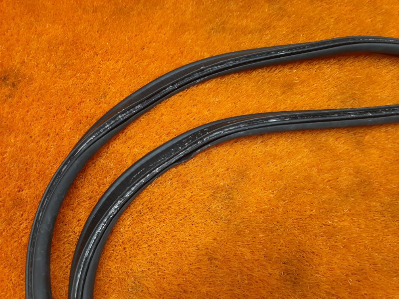 Уплотнитель двери багажника, 810 рублей, Красноярск