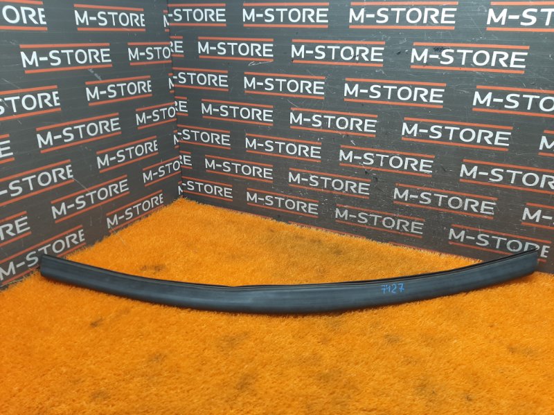 Уплотнитель капота, 630 рублей, Красноярск