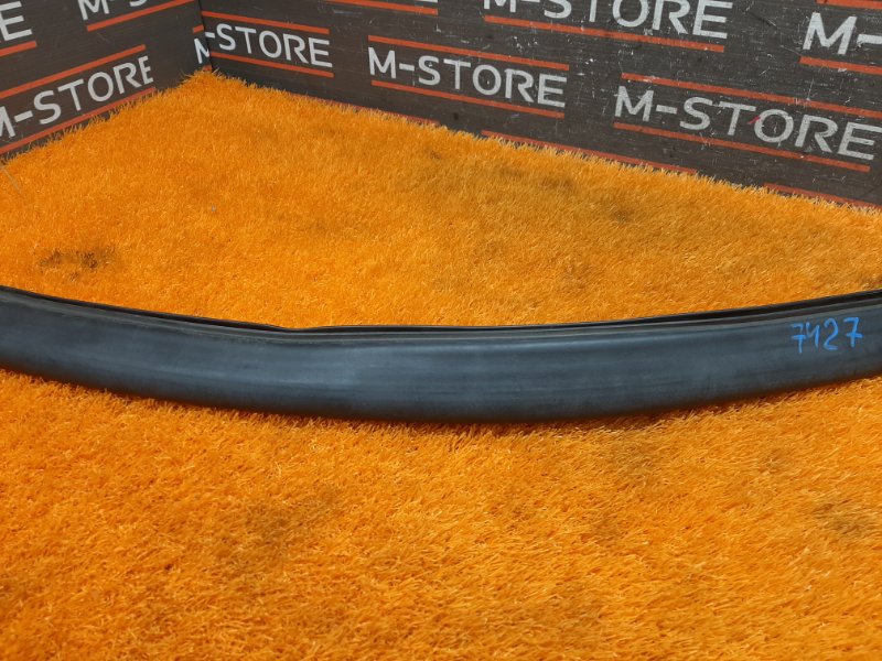 Уплотнитель капота, 630 рублей, Красноярск