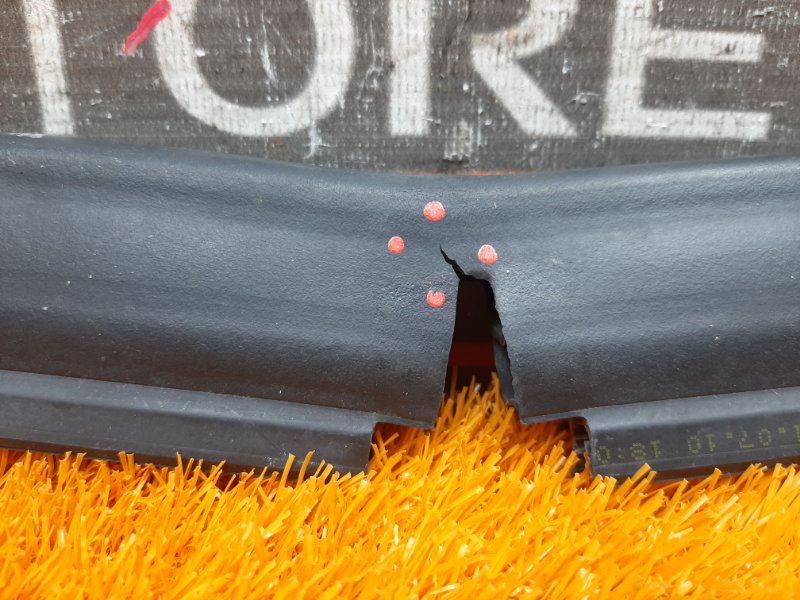 Уплотнитель капота, 340 рублей, Красноярск