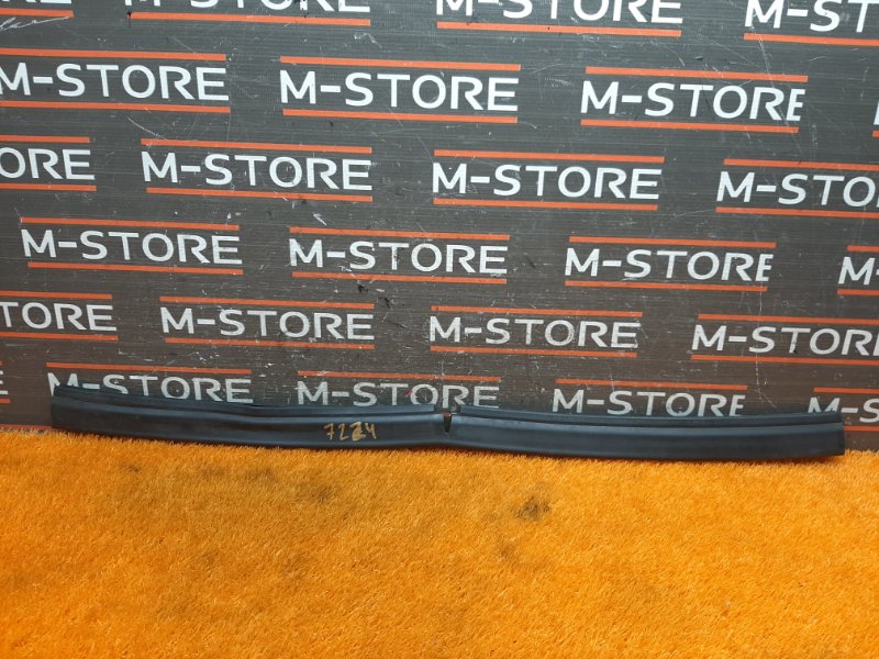 Уплотнитель капота, 510 рублей, Красноярск