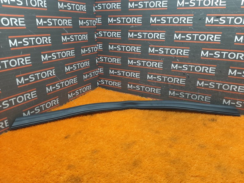 Уплотнитель капота, 630 рублей, Красноярск