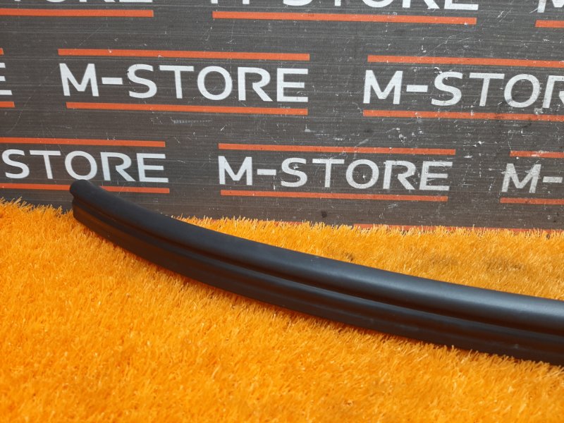 Уплотнитель капота, 630 рублей, Красноярск