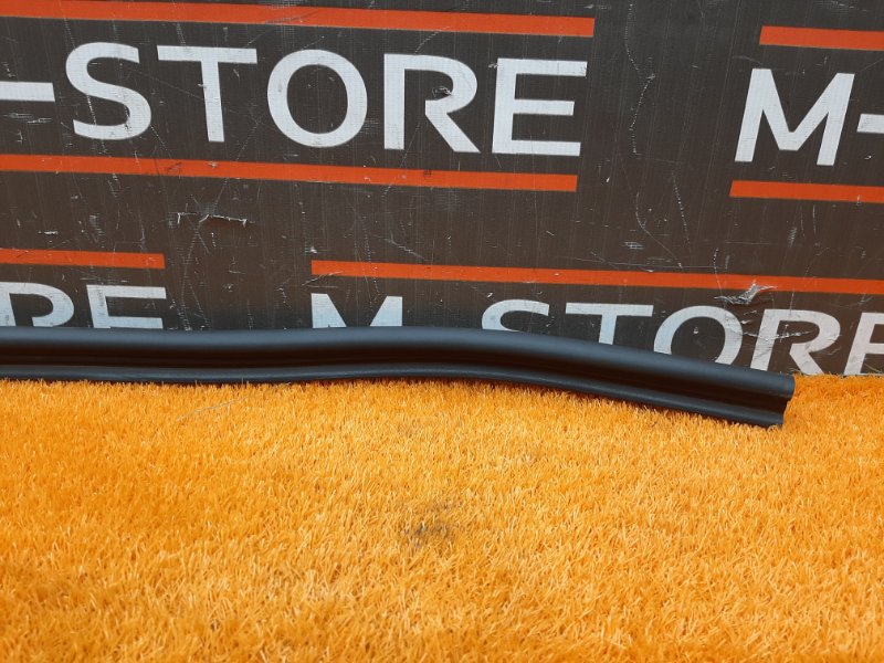 Уплотнитель капота, 630 рублей, Красноярск