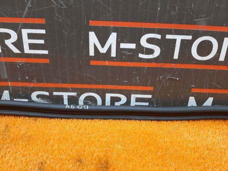 Уплотнитель капота, 630 рублей, Красноярск