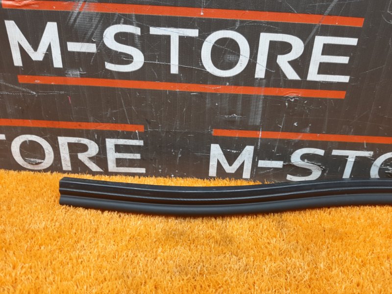 Уплотнитель капота, 630 рублей, Красноярск