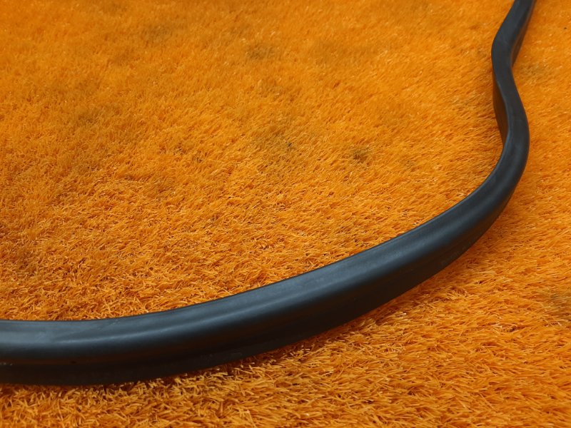 Уплотнитель капота, 340 рублей, Красноярск