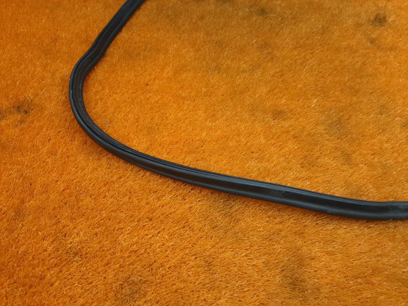 Уплотнитель капота, 630 рублей, Красноярск