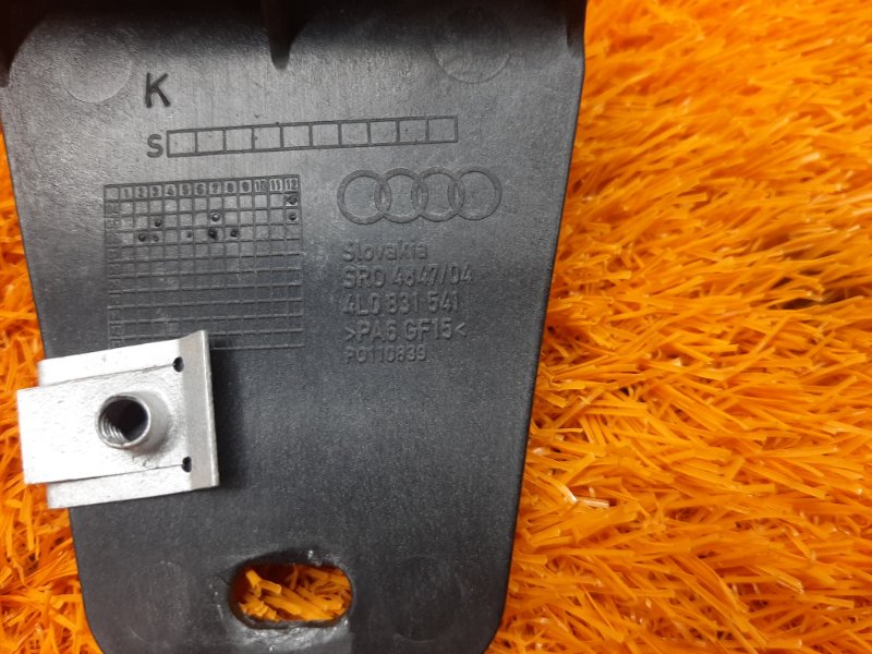 Кронштейн обшивки двери, 100 рублей, Красноярск