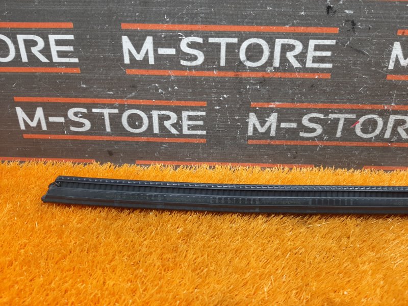 уплотнитель стекла двери, 630 рублей, Красноярск