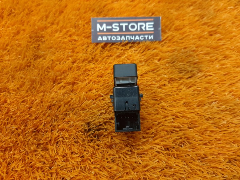 Кнопка центрального замка, 100 рублей, Красноярск