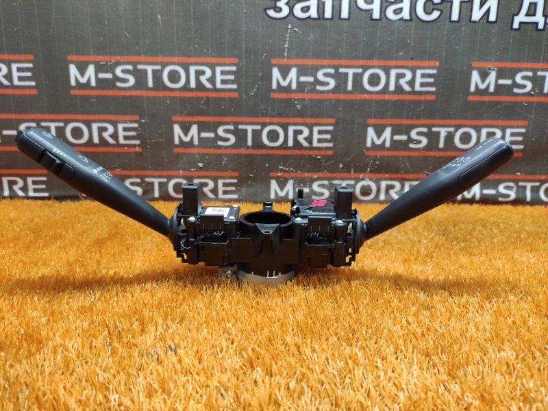 блок подрулевых переключателей, 2000 рублей, Красноярск