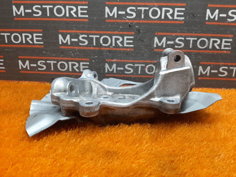 кулак поворотный, 500 рублей, Красноярск