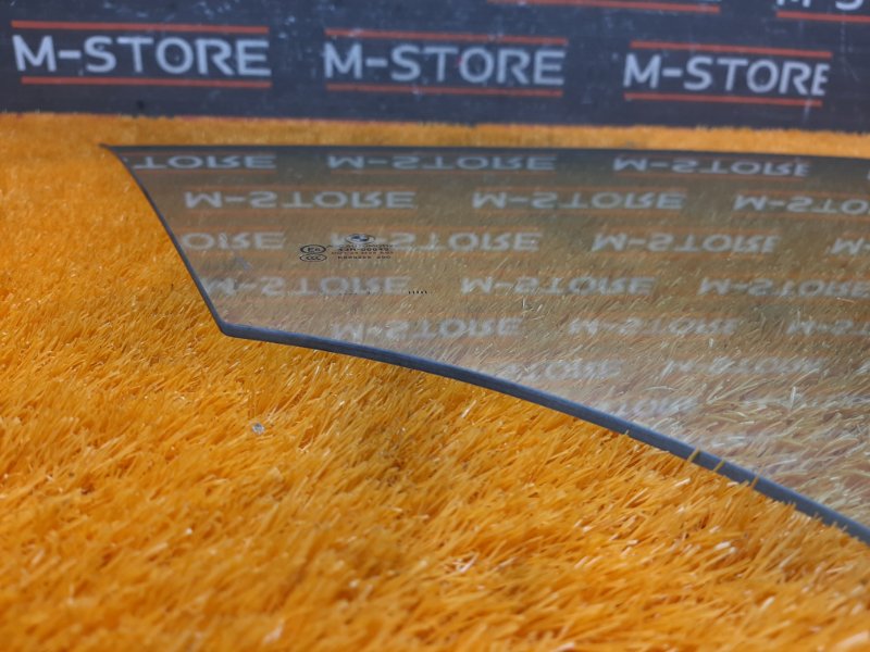 Стекло боковое, 980 рублей, Красноярск