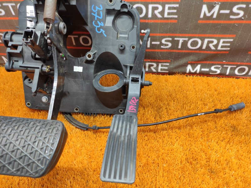 педаль тормоза, 980 рублей, Красноярск