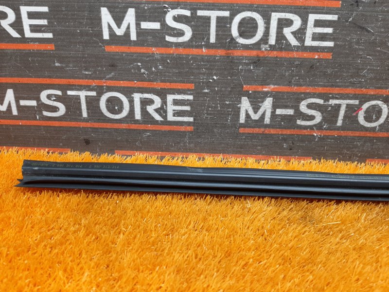 уплотнитель стекла двери, 340 рублей, Красноярск