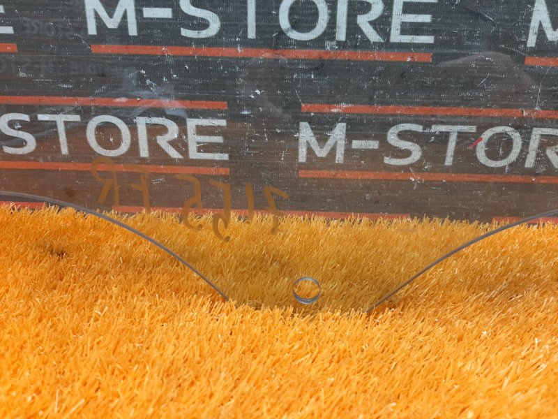 Стекло боковое, 670 рублей, Красноярск