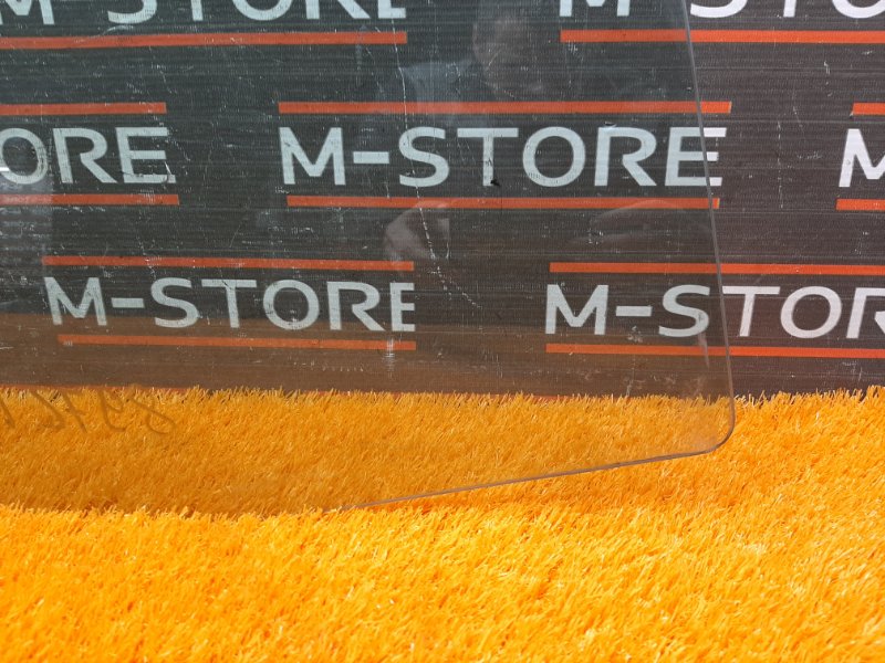 Стекло боковое, 2540 рублей, Красноярск