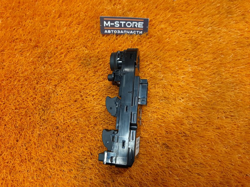 Блок управления стеклоподъемниками, 1000 рублей, Красноярск