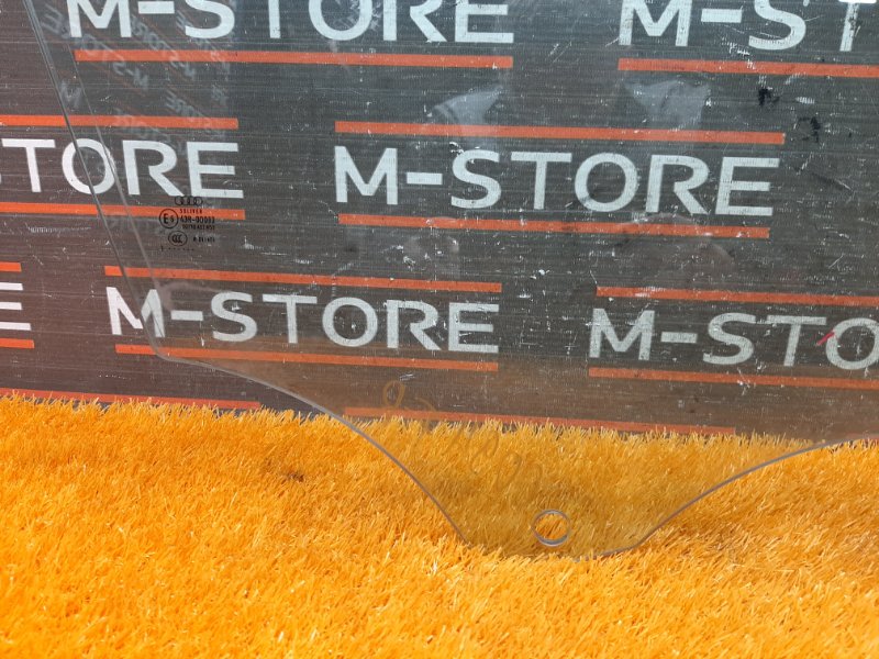 Стекло боковое, 1620 рублей, Красноярск