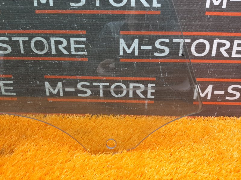 Стекло боковое, 1620 рублей, Красноярск