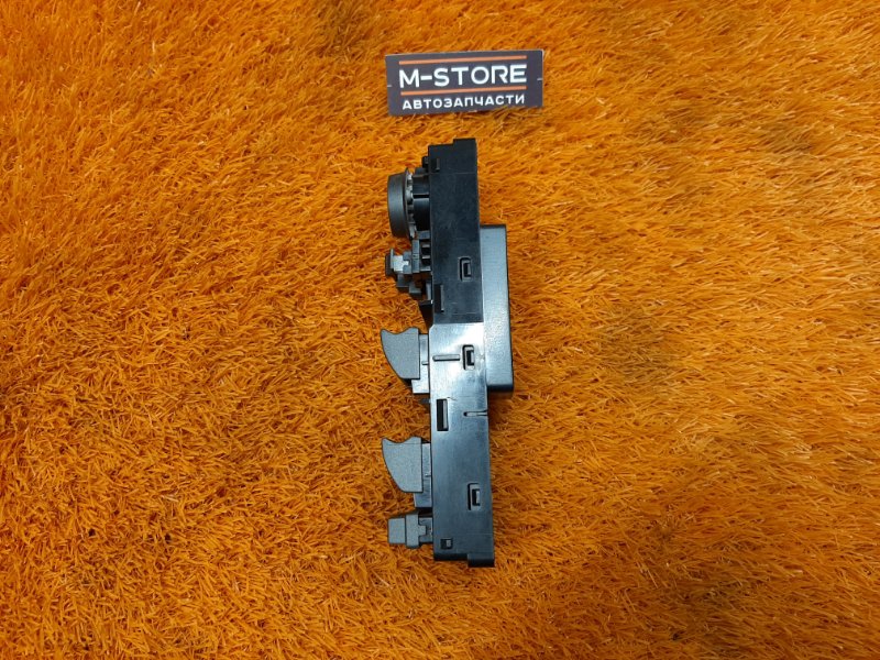 Блок управления стеклоподъемниками, 1000 рублей, Красноярск