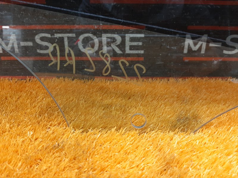 Стекло боковое, 980 рублей, Красноярск