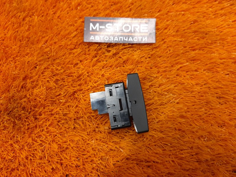 Кнопка центрального замка, 100 рублей, Красноярск